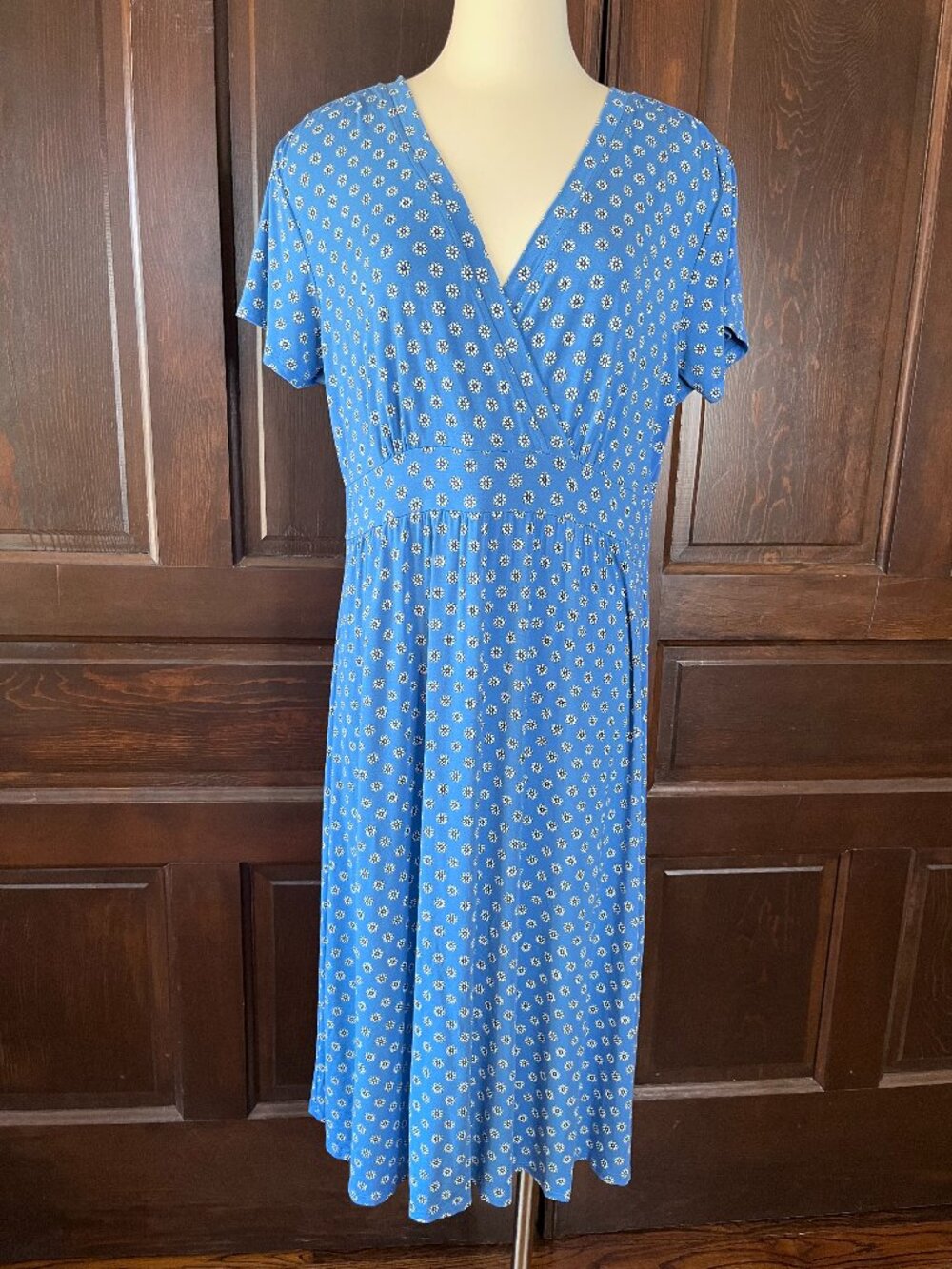 LL Bean Summer Knit Dress Short Sleeve V-Neck Blue Ditzy Floral 504346 Size XL